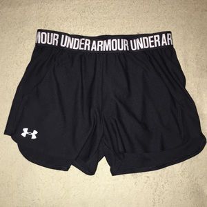 Under armour black shorts